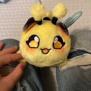 Cute Yellow Plush Toy bee 🐝 aphmau